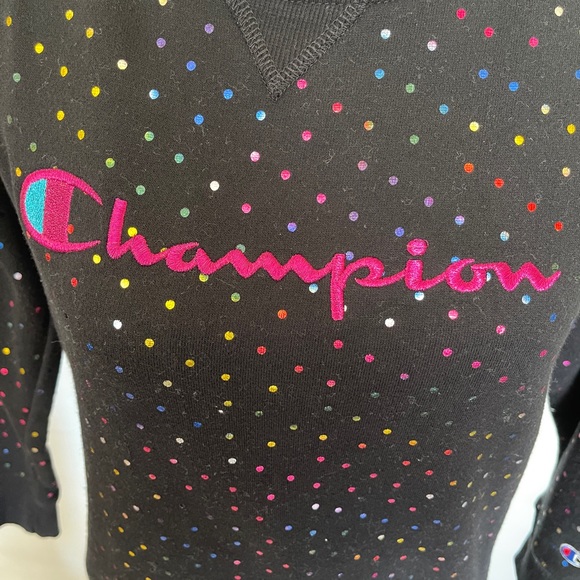 Champion sweatsuit stunningly cute buy from a veteran needs 5 dental implants - Picture 11 of 17